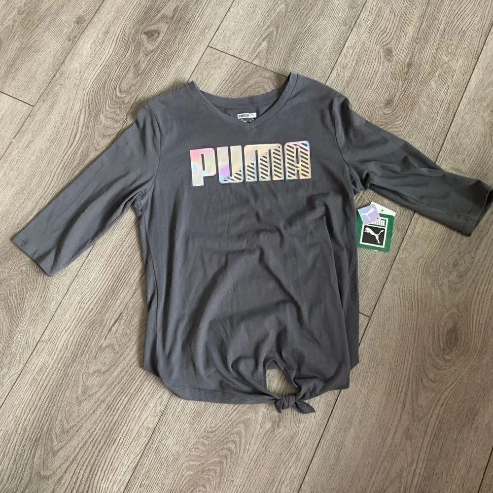 Puma girls t shirt very light and soft